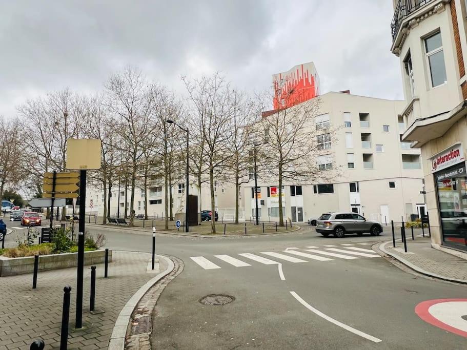 Apt Des Artistes, 3 Min A Pied Gare Et Centre Valenciennes Bagian luar foto